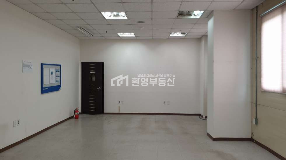 경기 파주시 파주읍 백석리 대형물류창고,40pt컨테이너진입 월세 매물번호 10221 사진 19