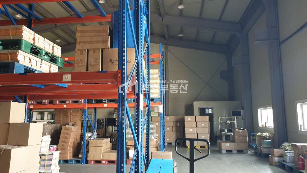 경기 파주시 조리읍 능안리 파주공장임대,단독마당,대형차진입 월세 매물번호 10225 사진 4